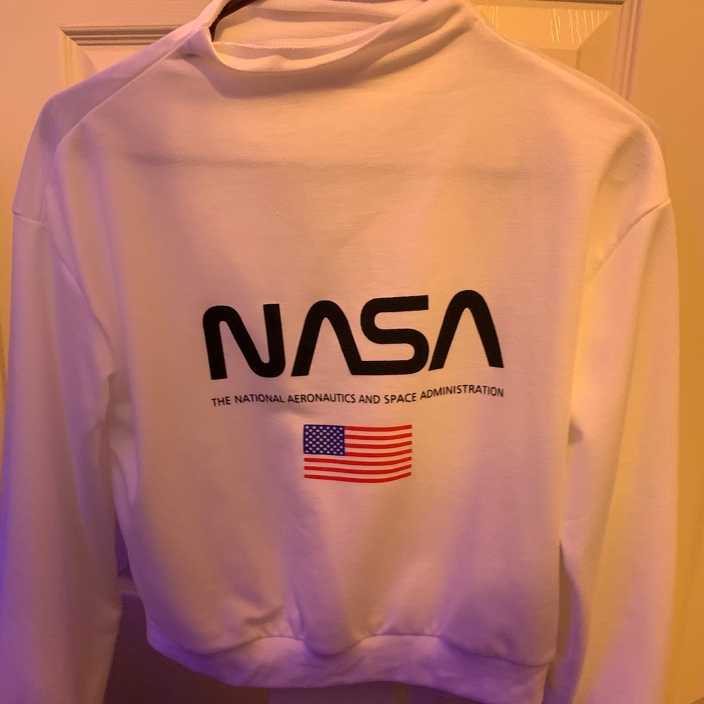 White Zaful Long Sleeve Crip Top